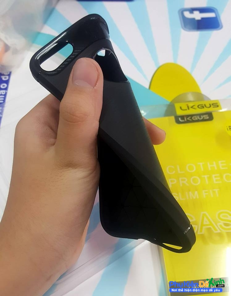 Ốp Lưng iPhone 7 Chống Sốc Hiệu Likgus được làm bằng chất liệu TPU mền giúp bạn bảo vệ toàn diện mọi góc cạnh của máy